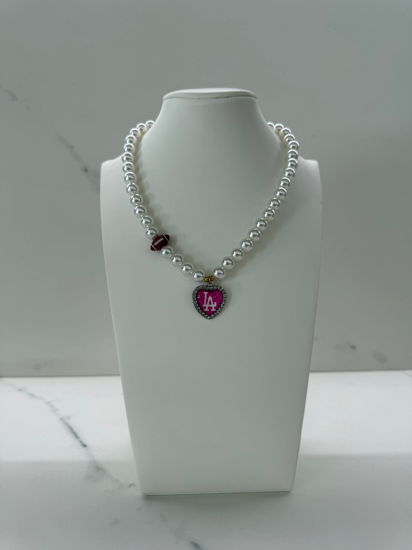 Collana ROSA FLUO L.A + charms FOOTBALL