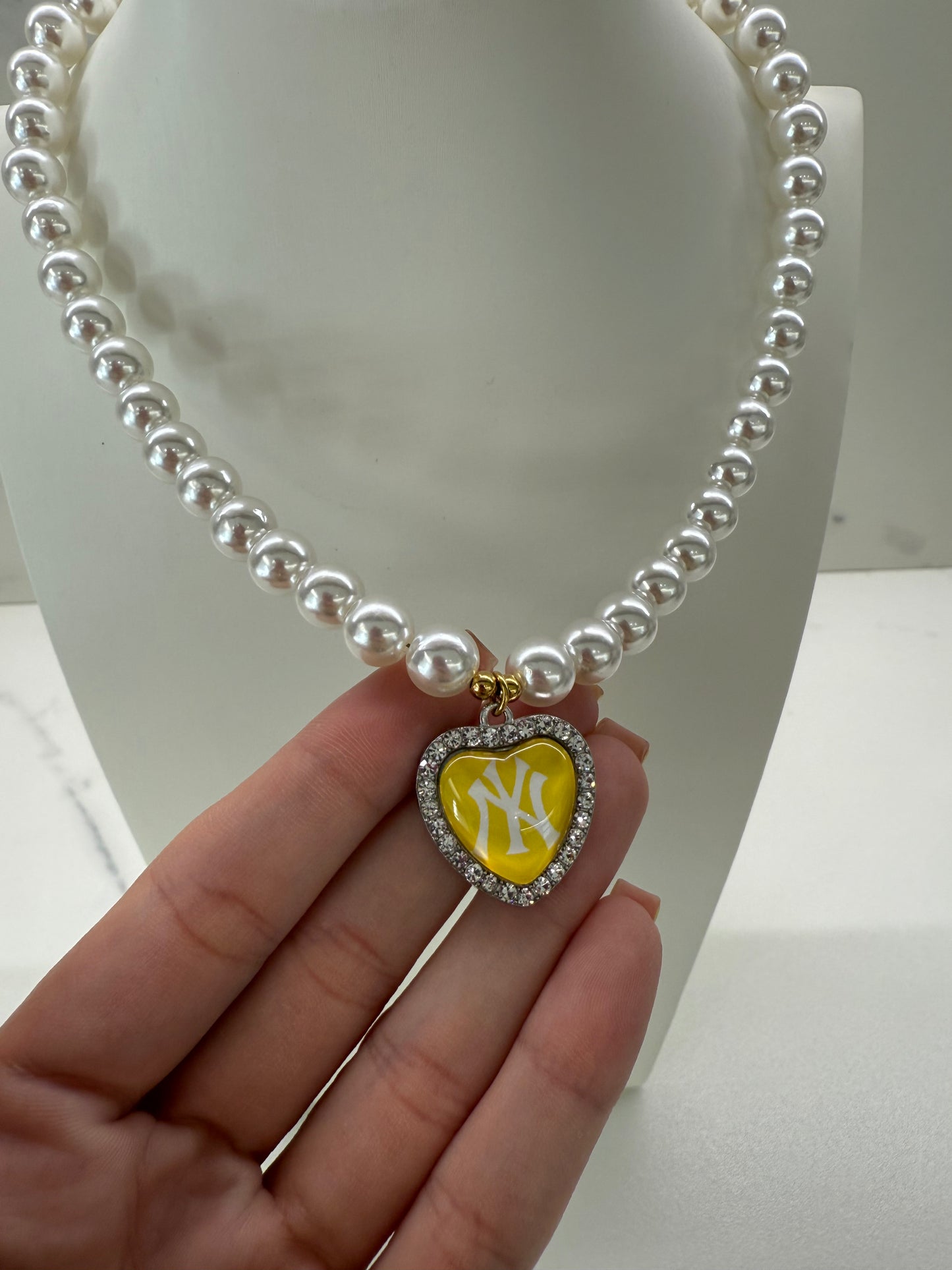 Collana GIALLA NY