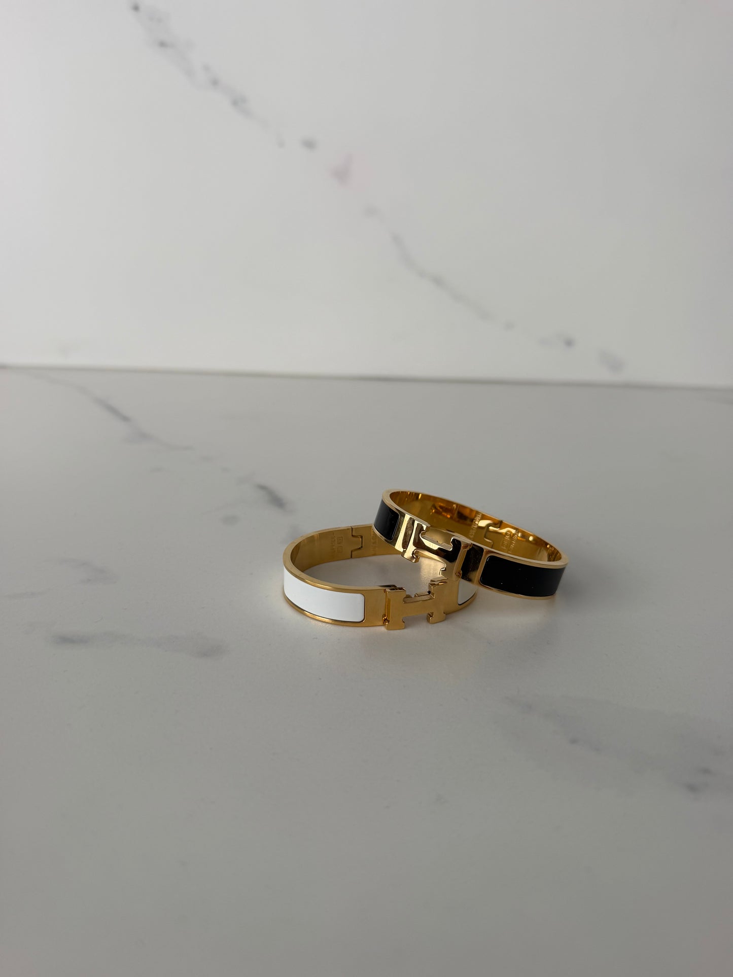 Bracciale H