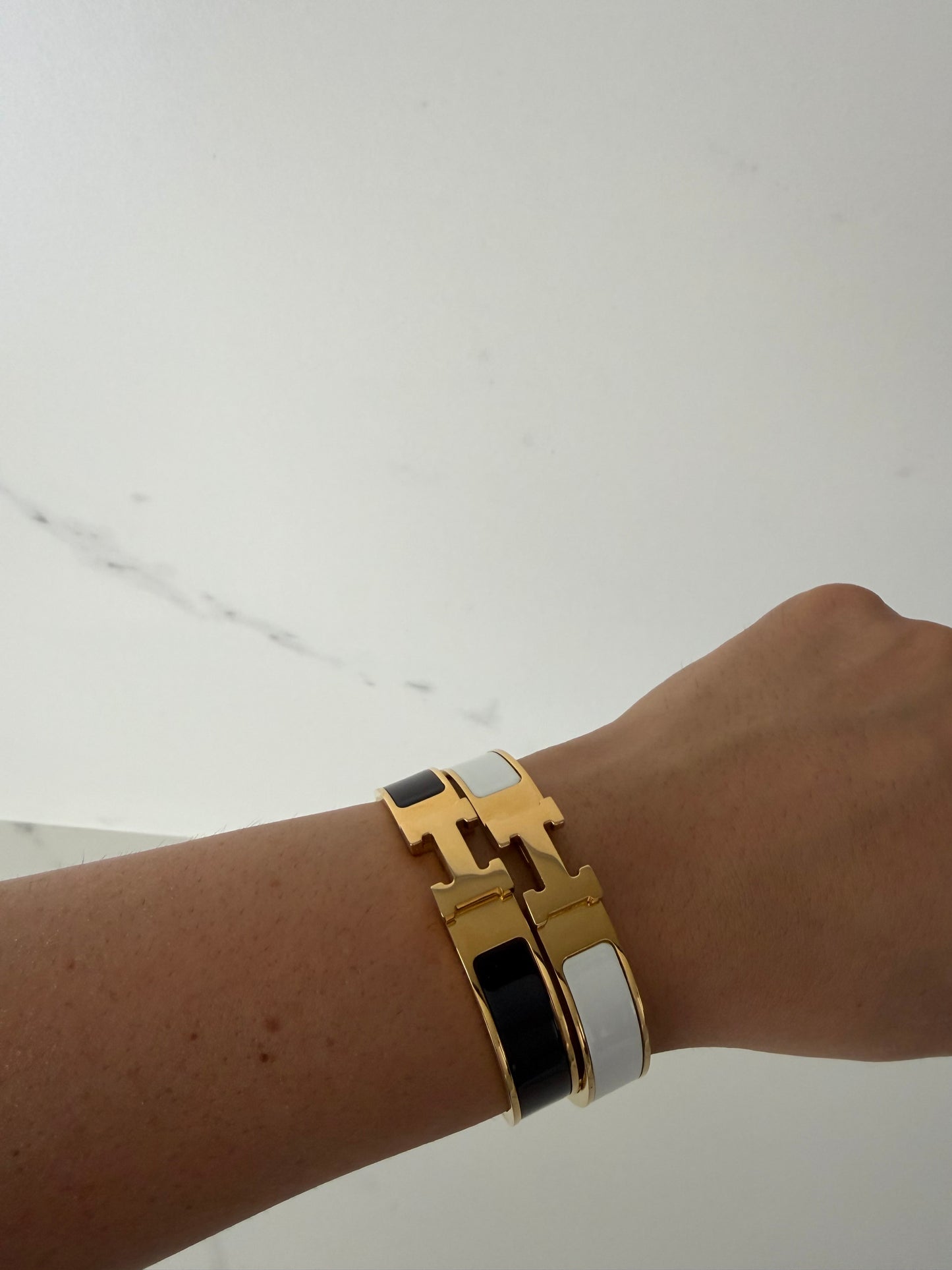 Bracciale H