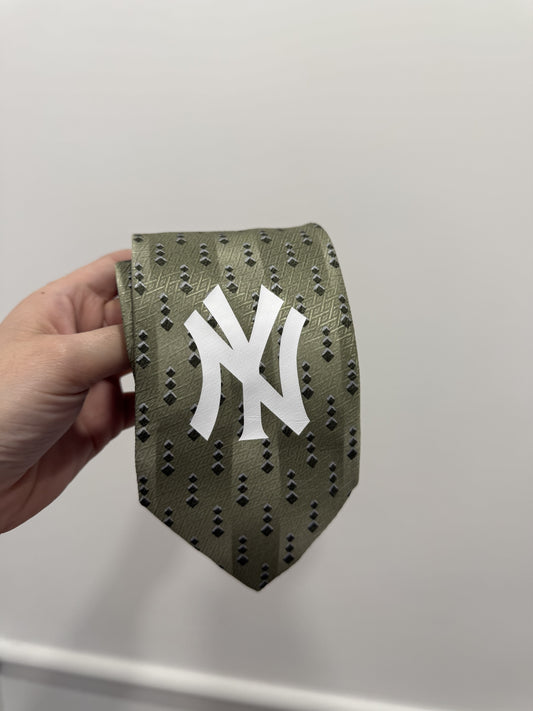 Cravatta NYC 13