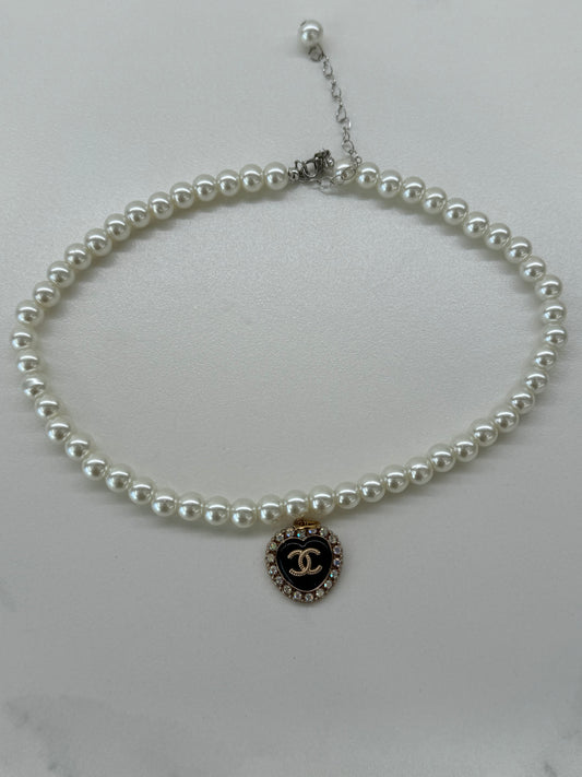 Collana CC Vintage strass olografica Black